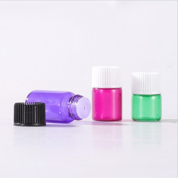 Wholesale Essential Oil Glass Bottles 1ml 2ml 3ml Mini Sample Glass Vial Blue Red Purple Green Colors with Inner plug and Screw Cap